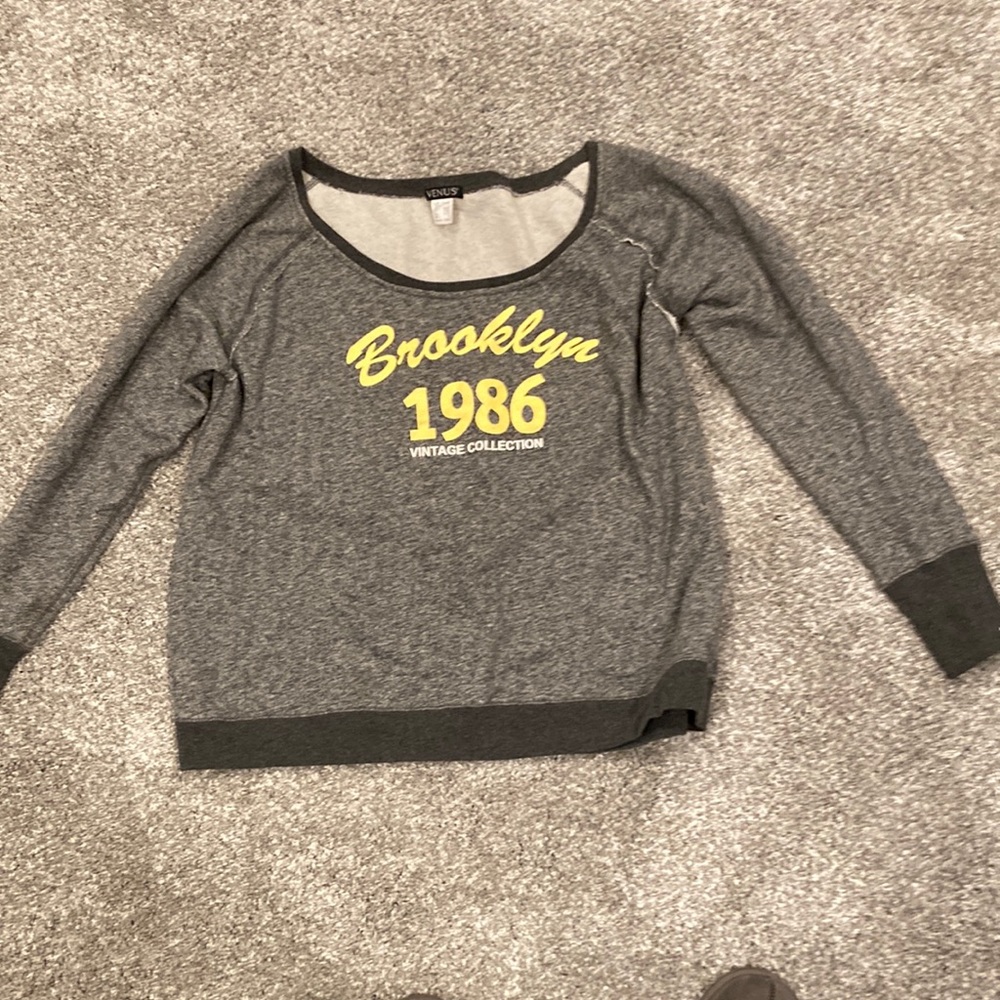 Oversized sweatshirt